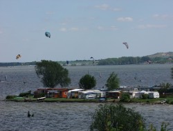 Mušovská jezera, ubytování