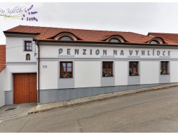 Penzion Pavlov Na vyhlídce, pohled z ulice